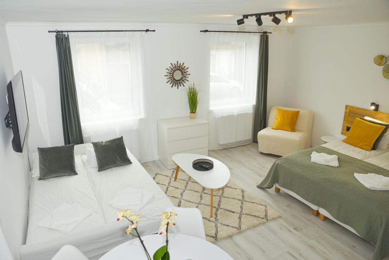 Raba92 Apartman House Ngoại thất bức ảnh