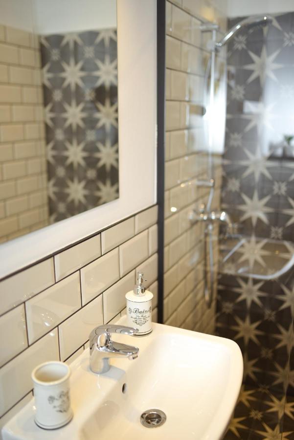 Raba92 Apartman House Ngoại thất bức ảnh