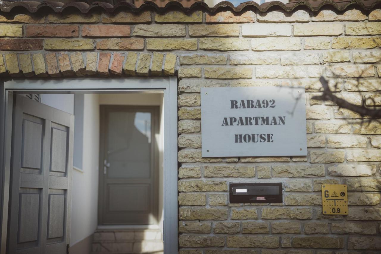 Raba92 Apartman House Ngoại thất bức ảnh