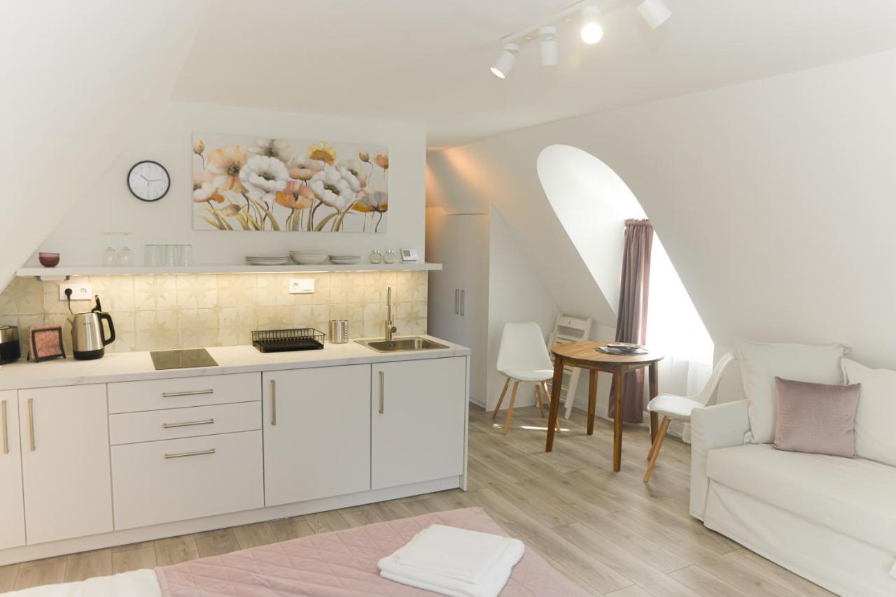 Raba92 Apartman House Ngoại thất bức ảnh