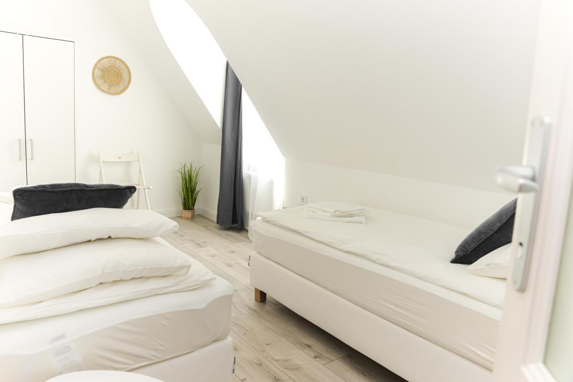 Raba92 Apartman House Ngoại thất bức ảnh